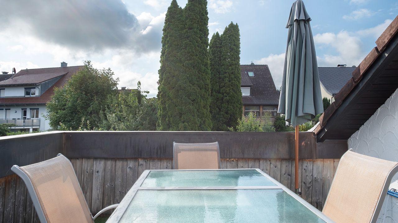 INSIDE, OUTSIDE, POOL INSIDE, OUTSIDE, POOL
